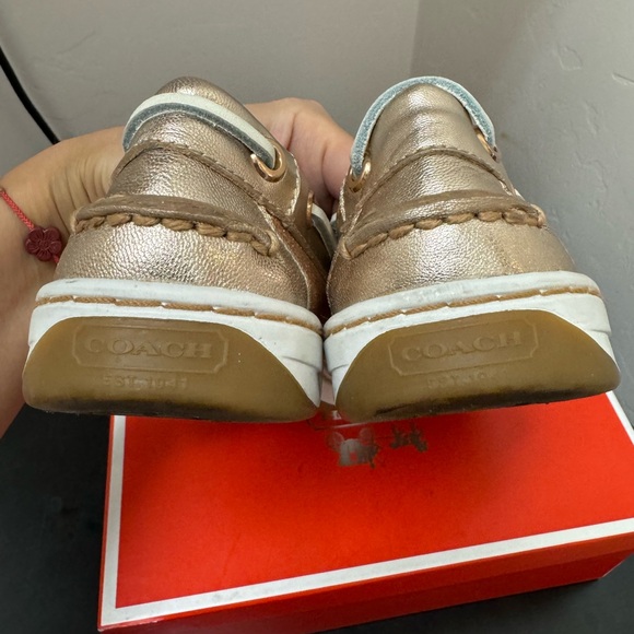 Coach  slipped on shoes - Picture 4 of 5